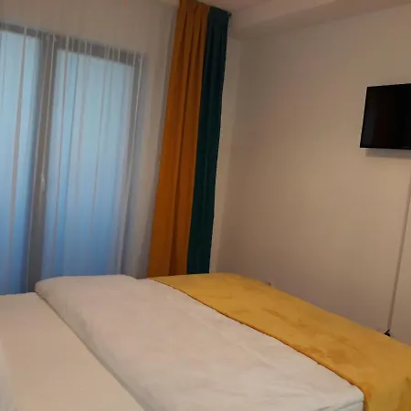 Апартаменти Esthetic Apartament *