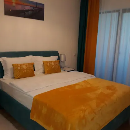 Апартаменти Esthetic Apartament *
