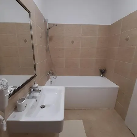 Апартаменти Esthetic Apartament *